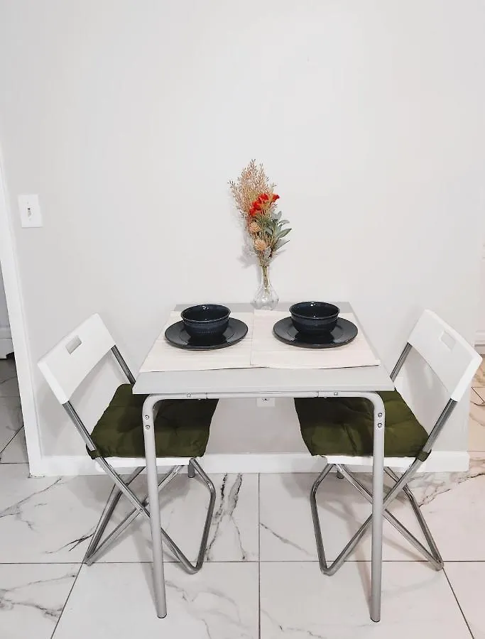 Adorable Mini Suite In Tampa